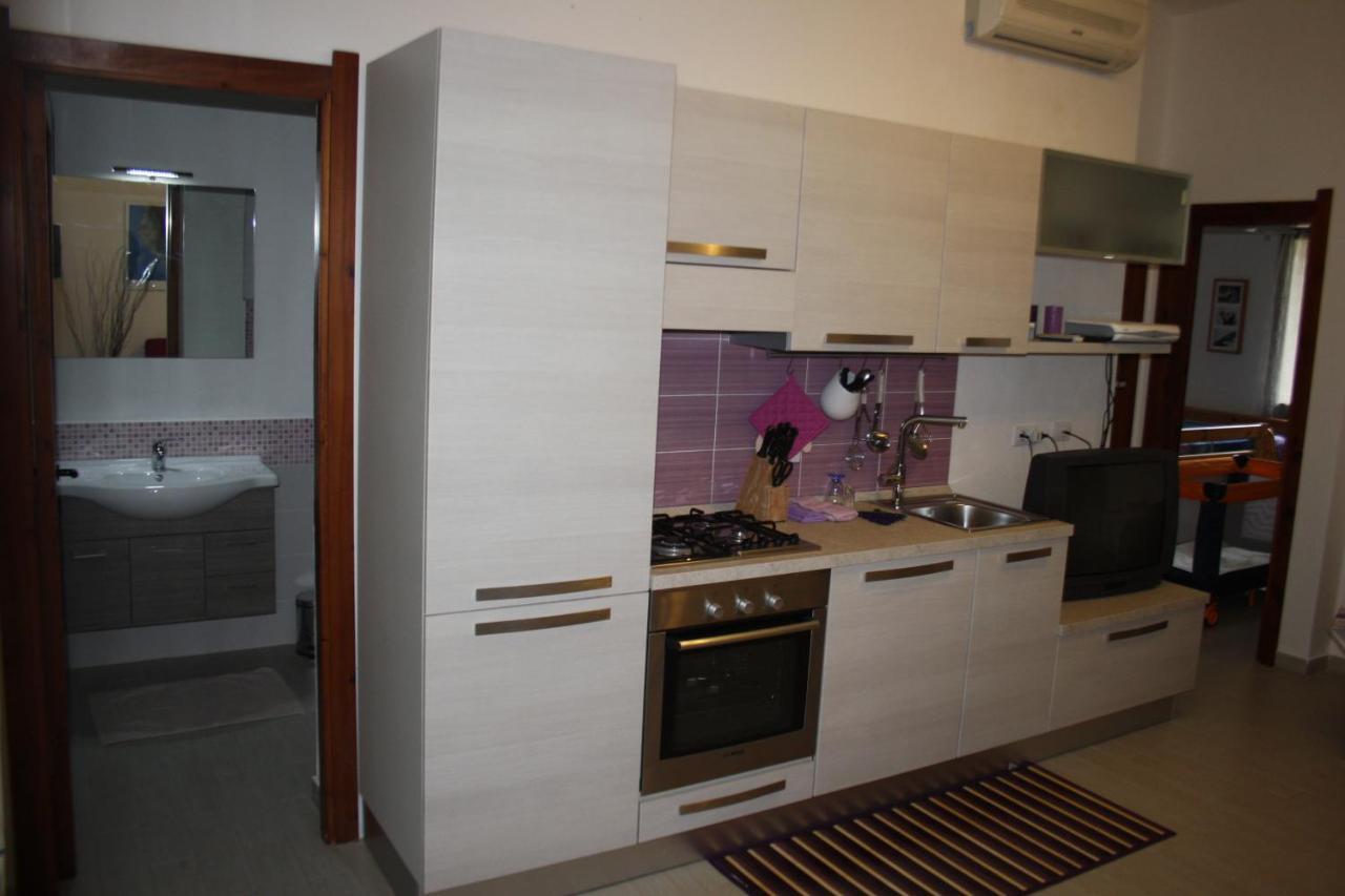 Purple House, 30M To Beach พูลา ภายนอก รูปภาพ