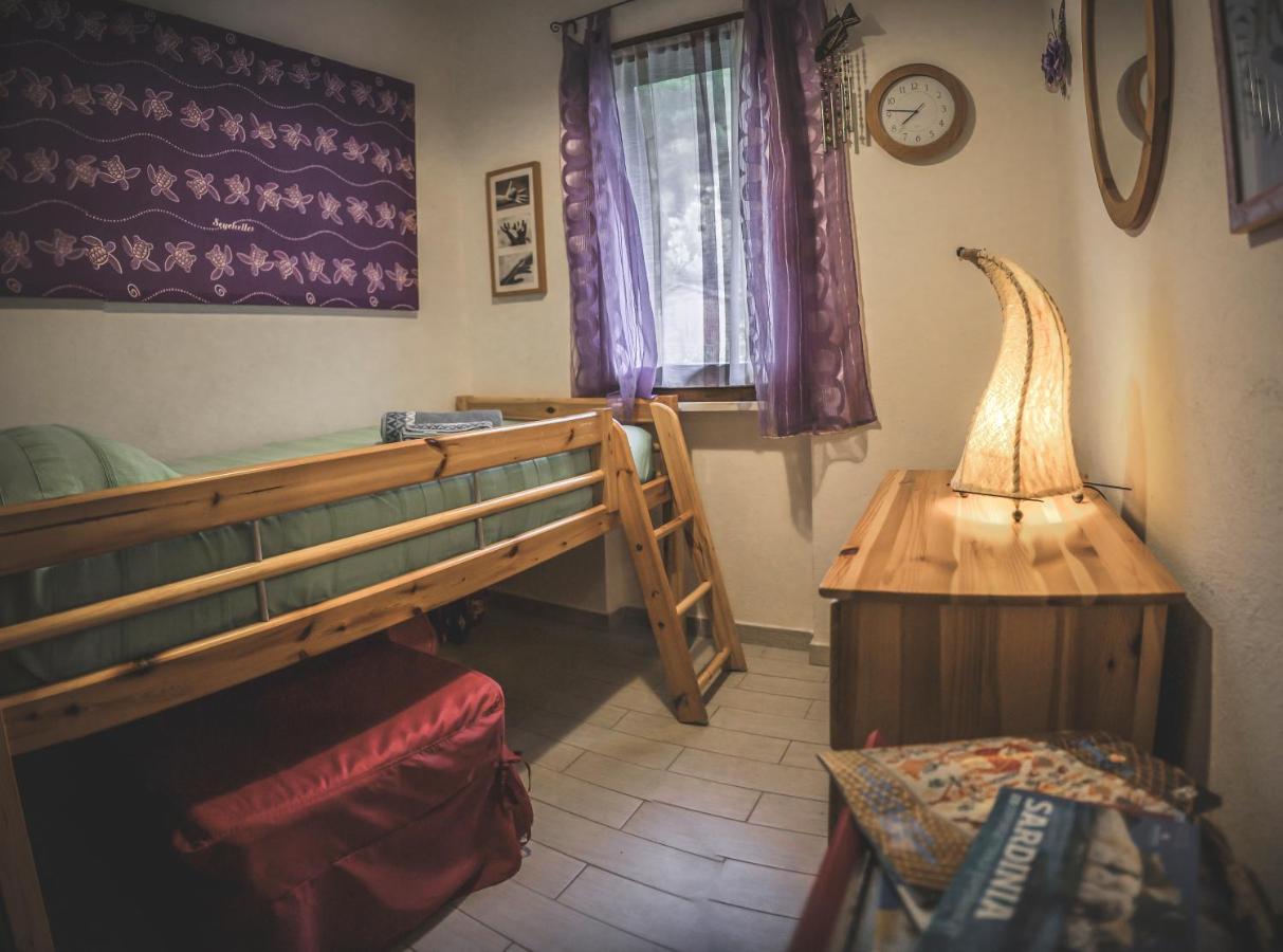 Purple House, 30M To Beach พูลา ภายนอก รูปภาพ